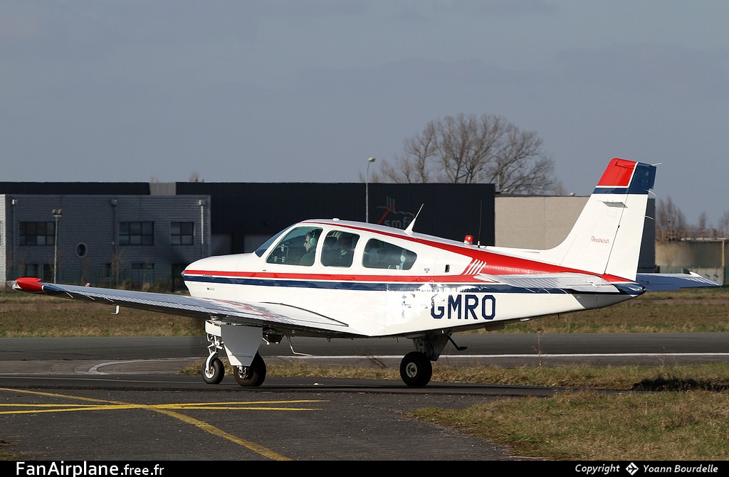 Beech F33A - F-GMRO