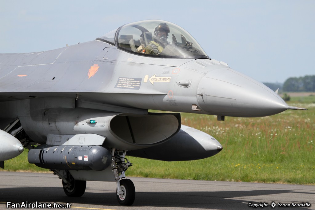 Lockheed F-16AM Fighting Falcon - 15102