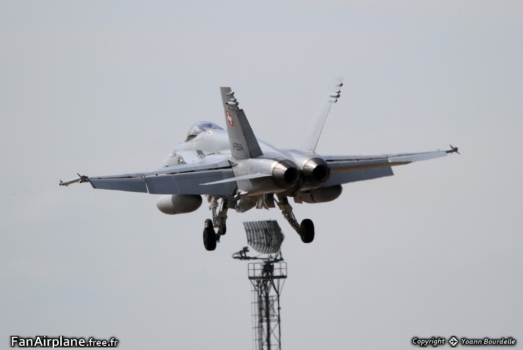 McDonnell Douglas F/A-18C Hornet - J-5014