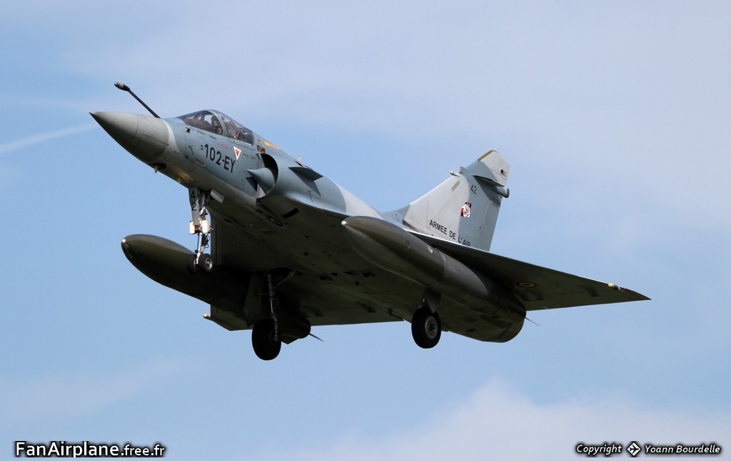 Dassault Mirage 2000-5F - 42 / 102-EY