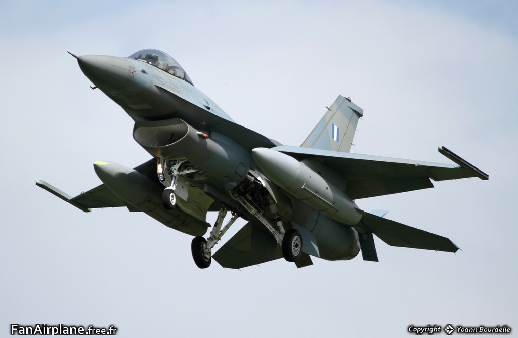 Lockheed Martin F-16CJ Fighting Falcon - 003