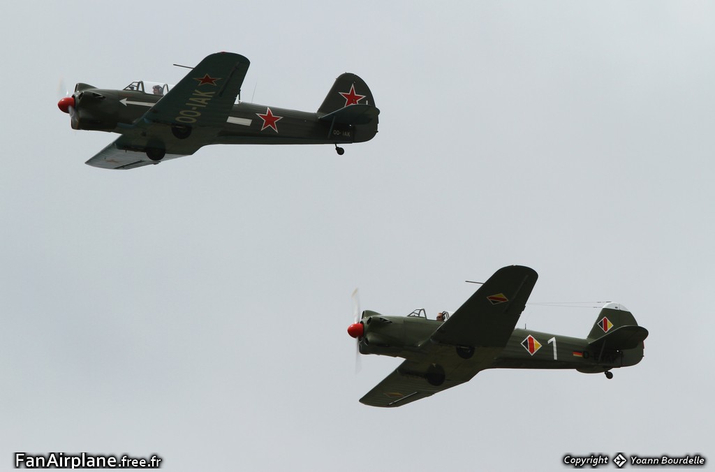 Yakovlev YAK-18 - OO-IAK