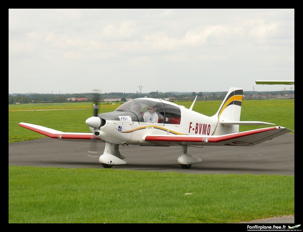 Robin DR400-120 - F-BVMQ