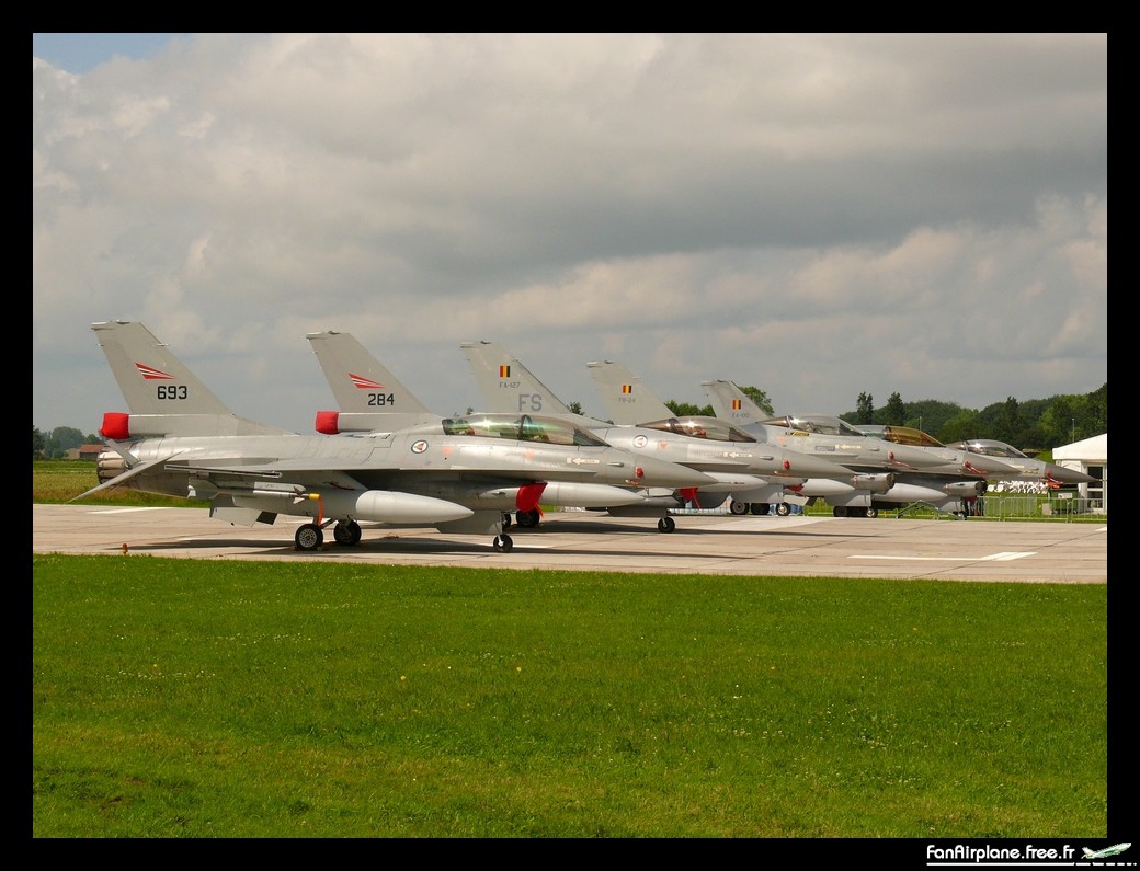 Fokker F-16BM Fighting Falcon - 693