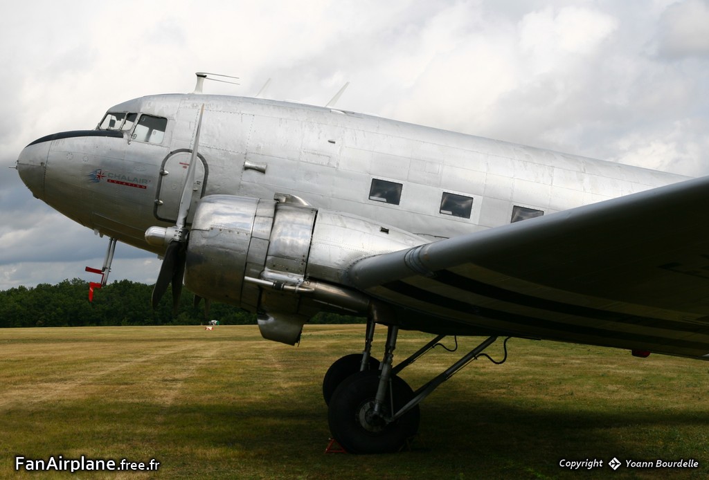 Douglas C-47B Dakota (DC-3A) - F-AZOX
