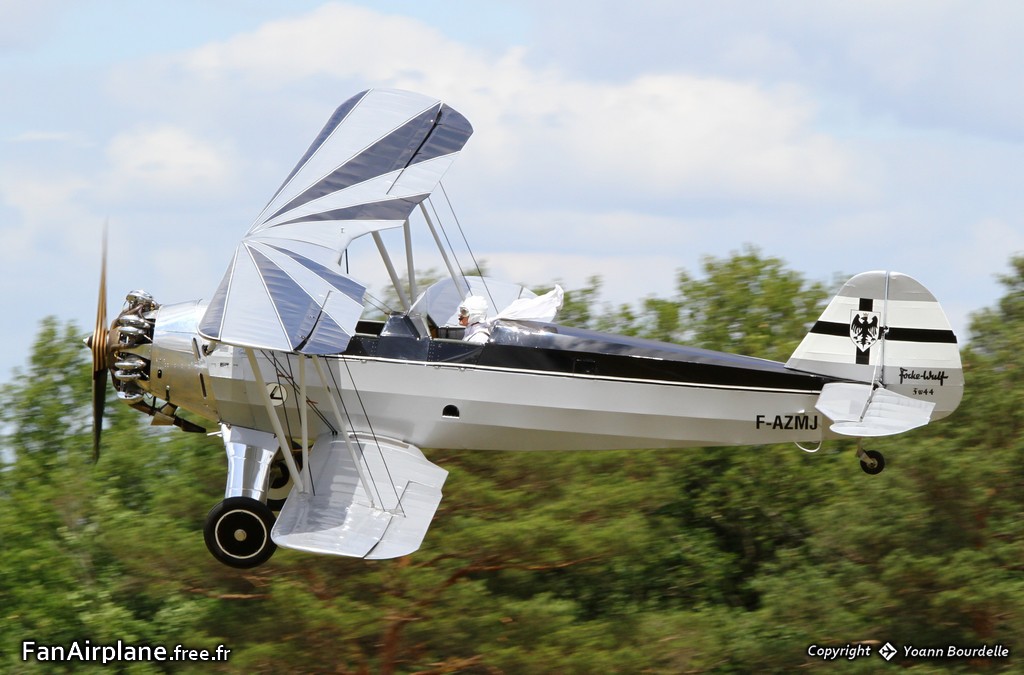 Focke-Wulf FW-44 Stieglitz - F-AZMJ