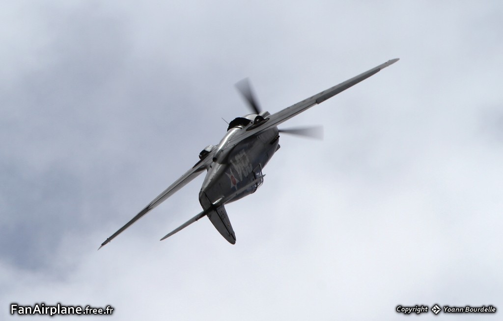 Curtiss P-40B Warhawk - G-CDWH