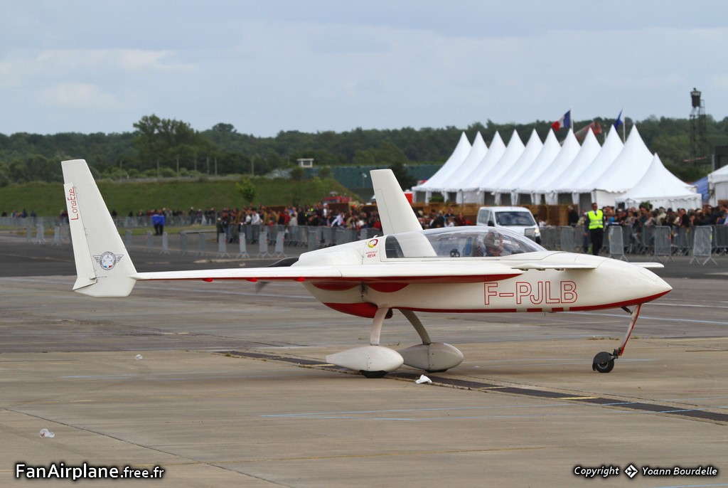 Rutan Long EZ - F-PJLB