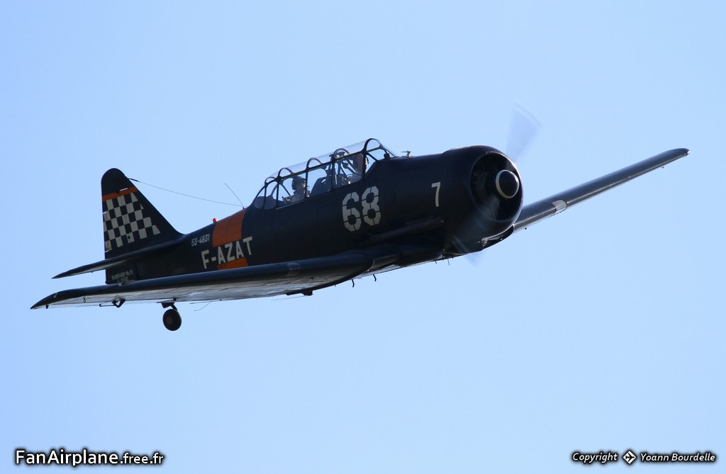 North American T-6G Harvard - F-AZAT