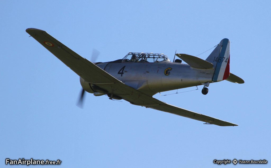 North American T-6G Texan - F-AZEZ