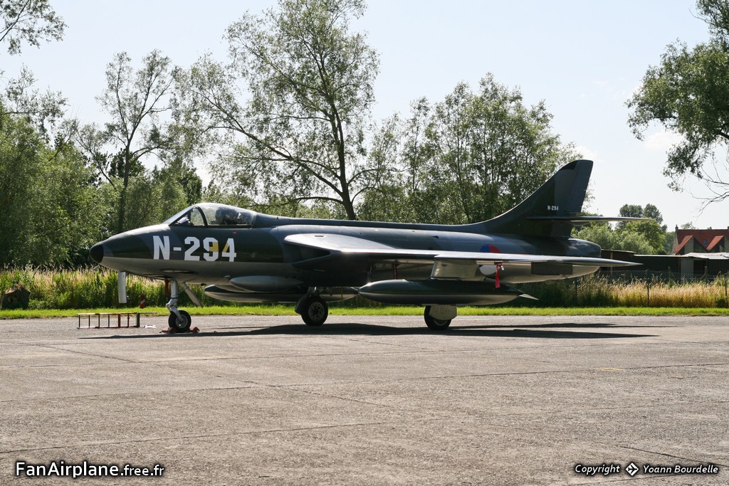 Hawker Hunter F6A - G-KAXF