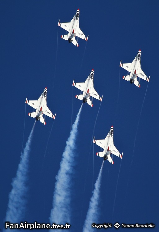 Lockheed F-16CJ Fighting Falcon - 92-3908 / 3