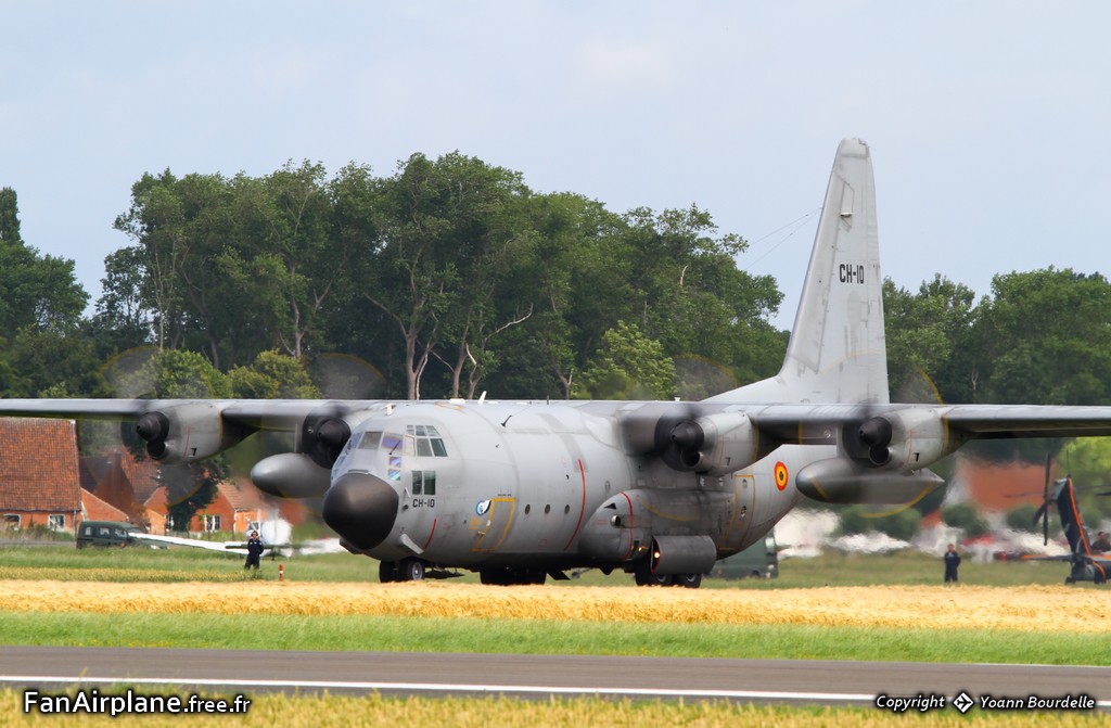 Lockheed C-130H Hercules (L-382) - CH-10