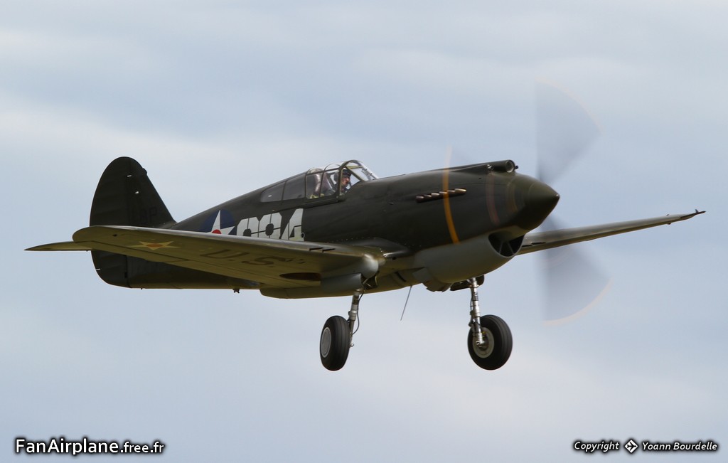 Curtiss P-40B Warhawk - G-CDWH