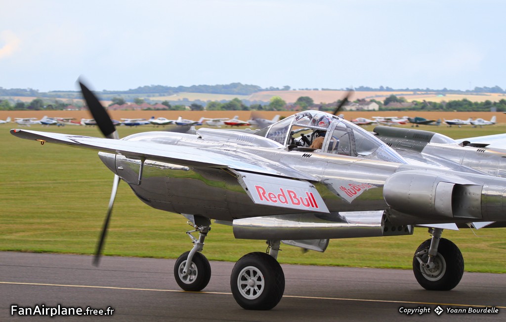 Lockheed P-38L Lightning - N25Y