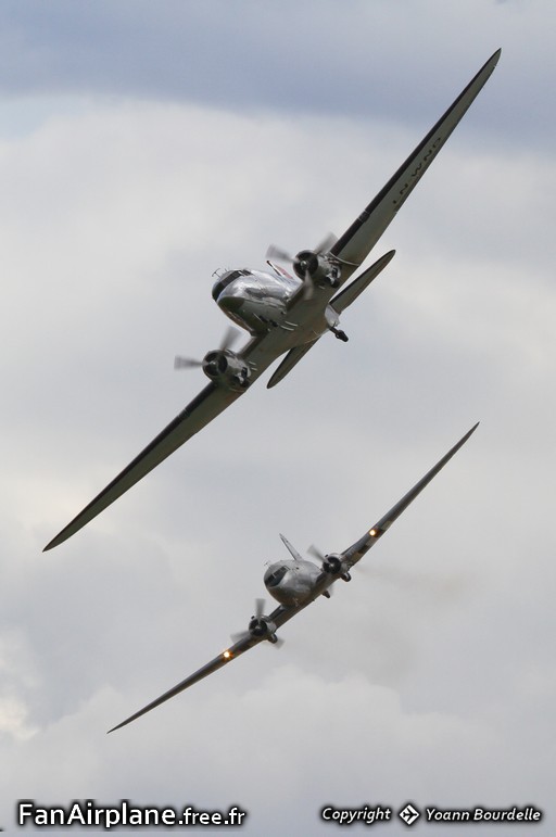 Douglas C-53D Skytrooper (DC-3) - LN-WND