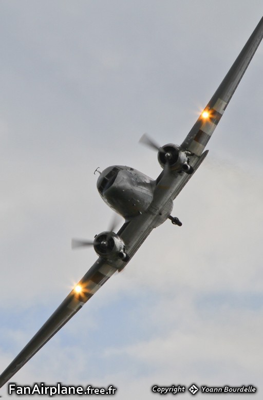 Douglas C-47B Dakota (DC-3A) - F-AZOX