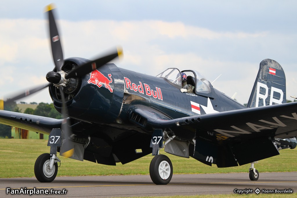 Vought F4U-4 Corsair - OE-EAS