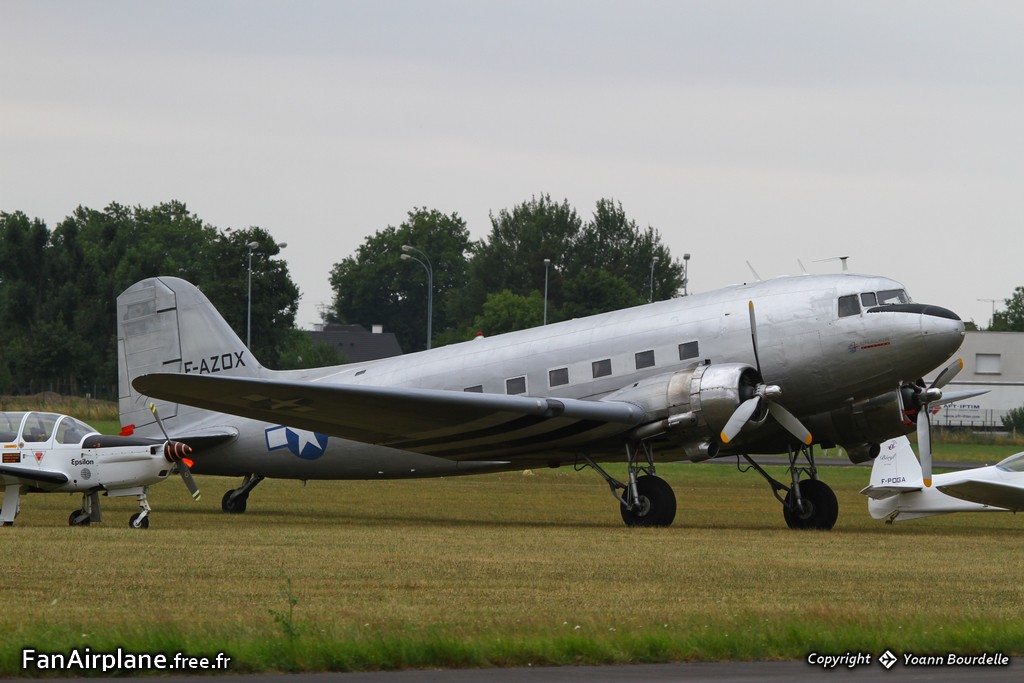 Douglas C-47B Dakota (DC-3A) - F-AZOX