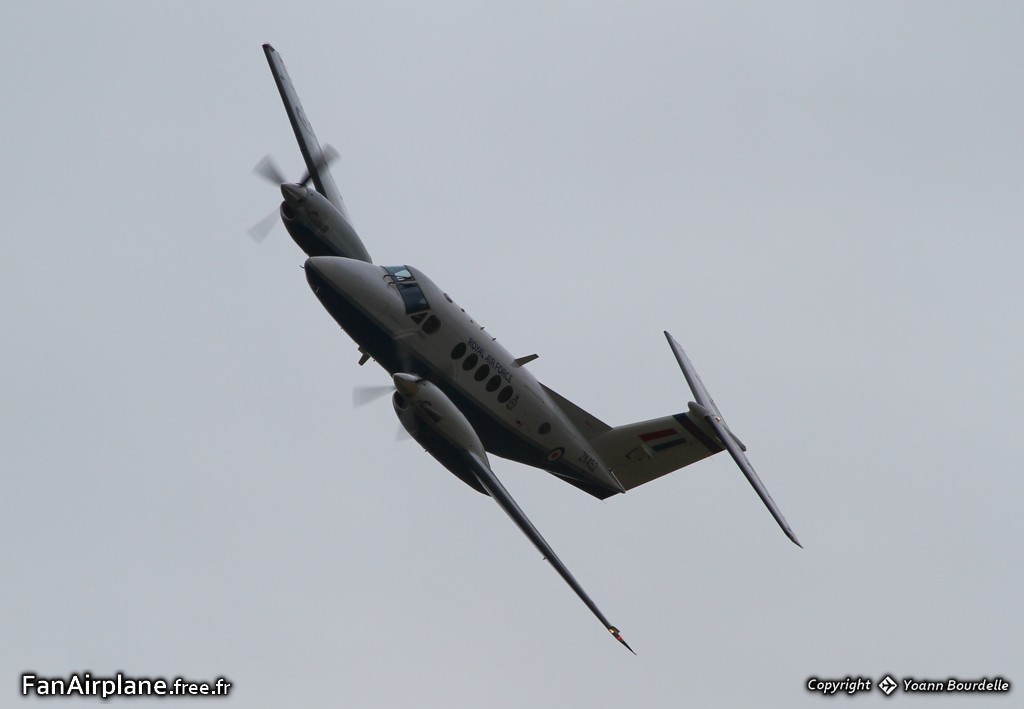 Raytheon B200 King Air - ZK452