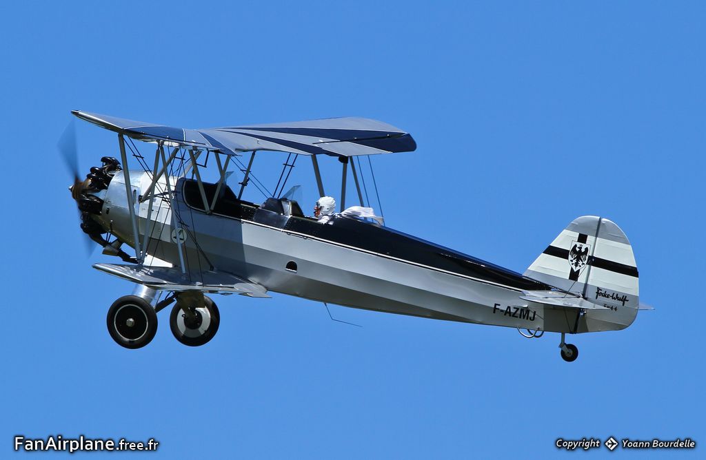 Focke-Wulf FW-44 Stieglitz - F-AZMJ