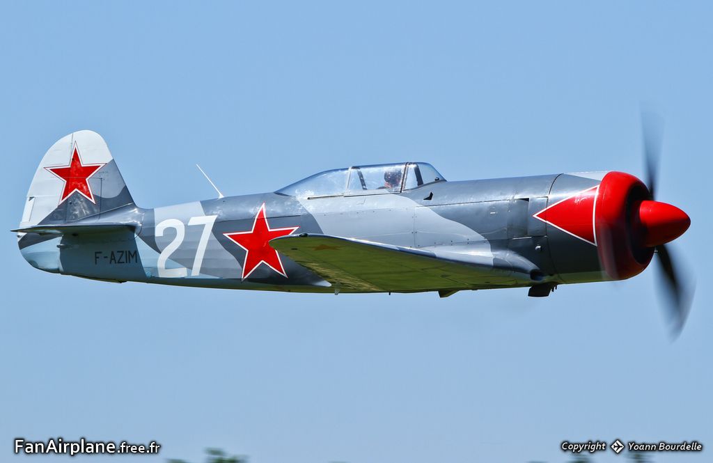 Yakovlev Yak-11 - F-AZIM