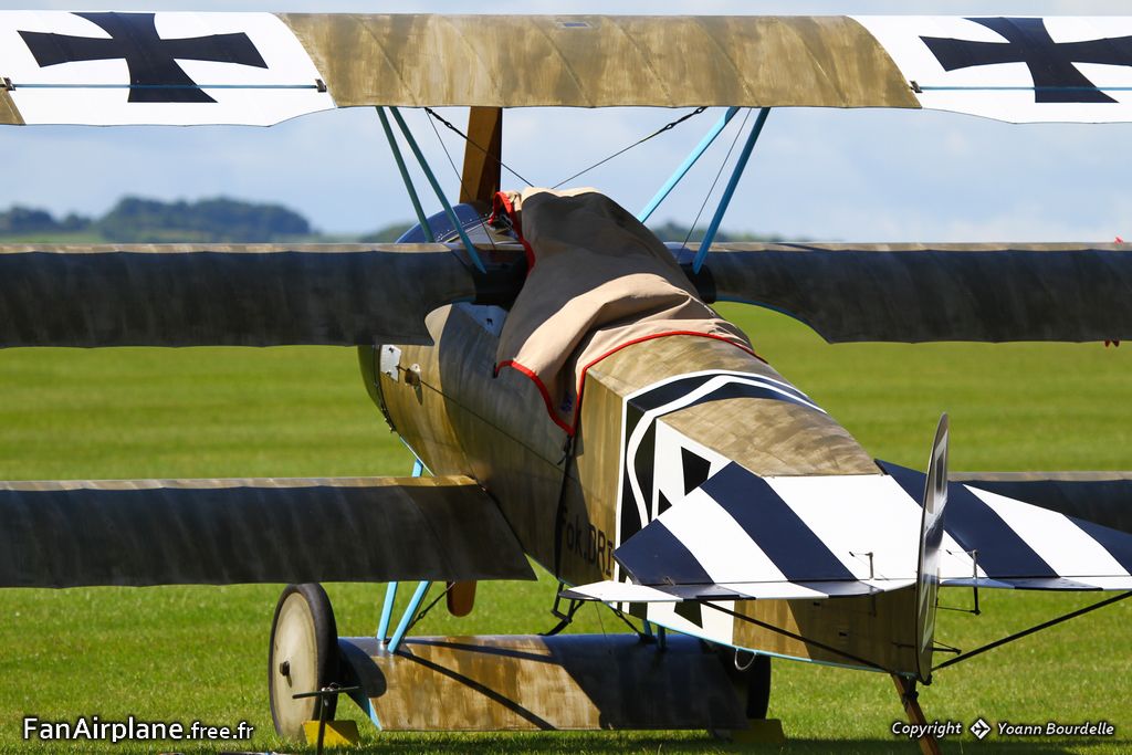 Fokker Dr-1 Replica - G-CDXR