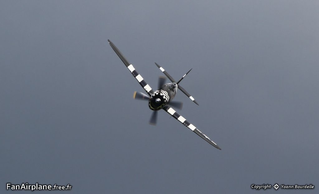 Republic P-47G Thunderbolt - G-CDVX