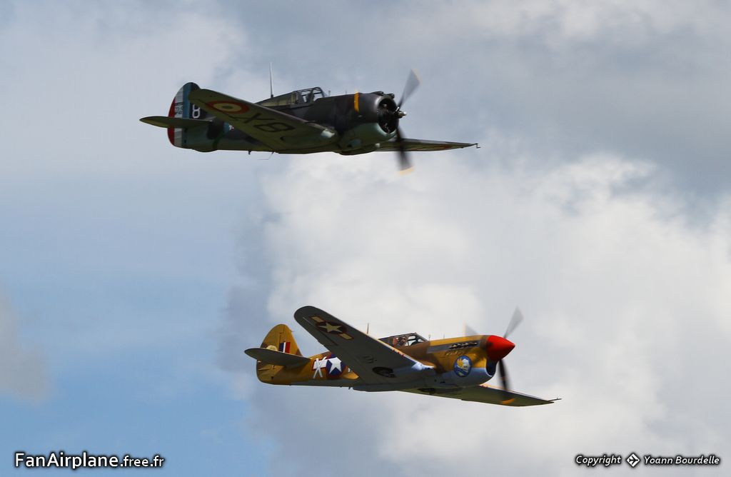 Curtiss P-40F Warhawk - G-CGZP