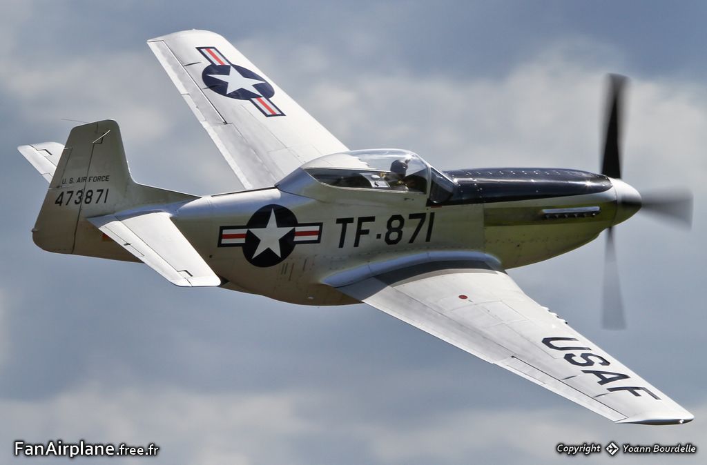 North American TF-51D Mustang - D-FTSI