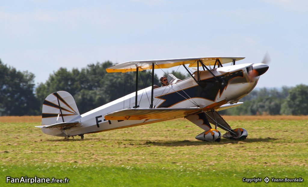 Bcker B-131 Jungmann - F-PBSE