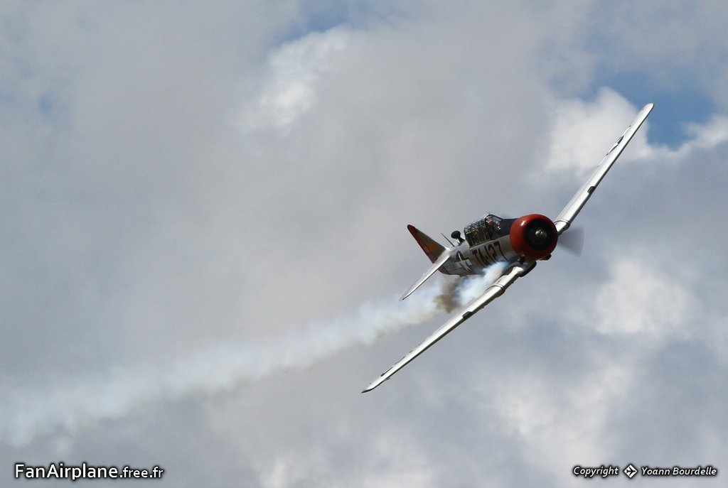 North American AT-6C Texan - F-AZBE
