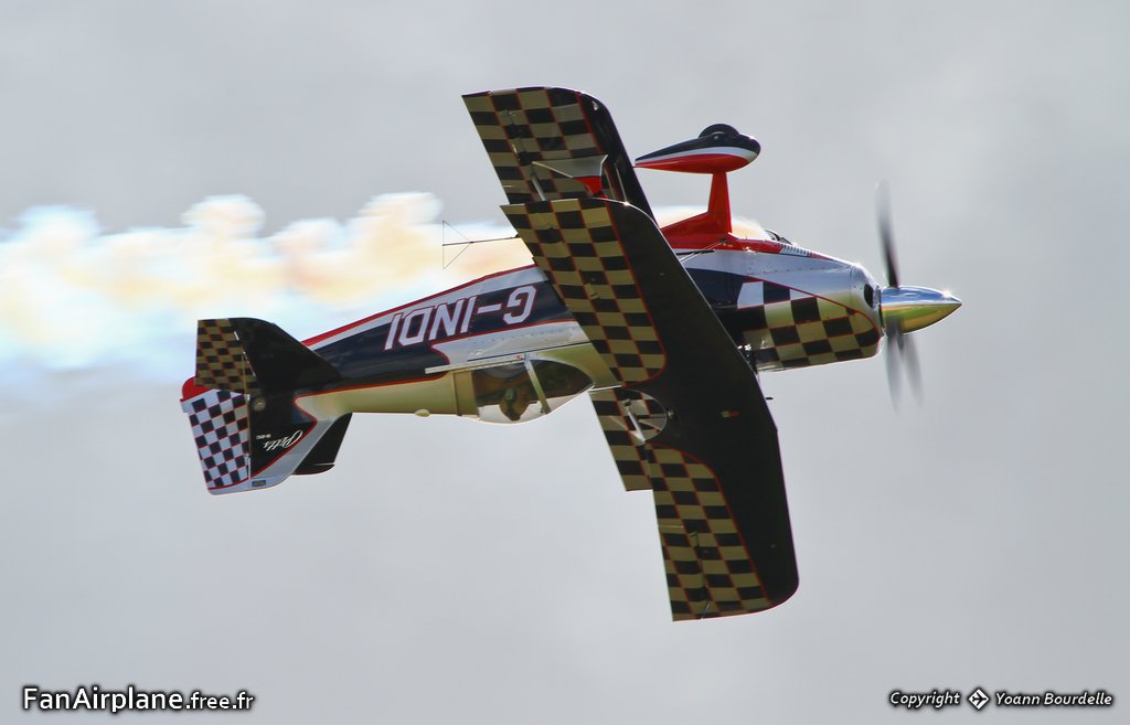Pitts S-2C Special - G-INDI