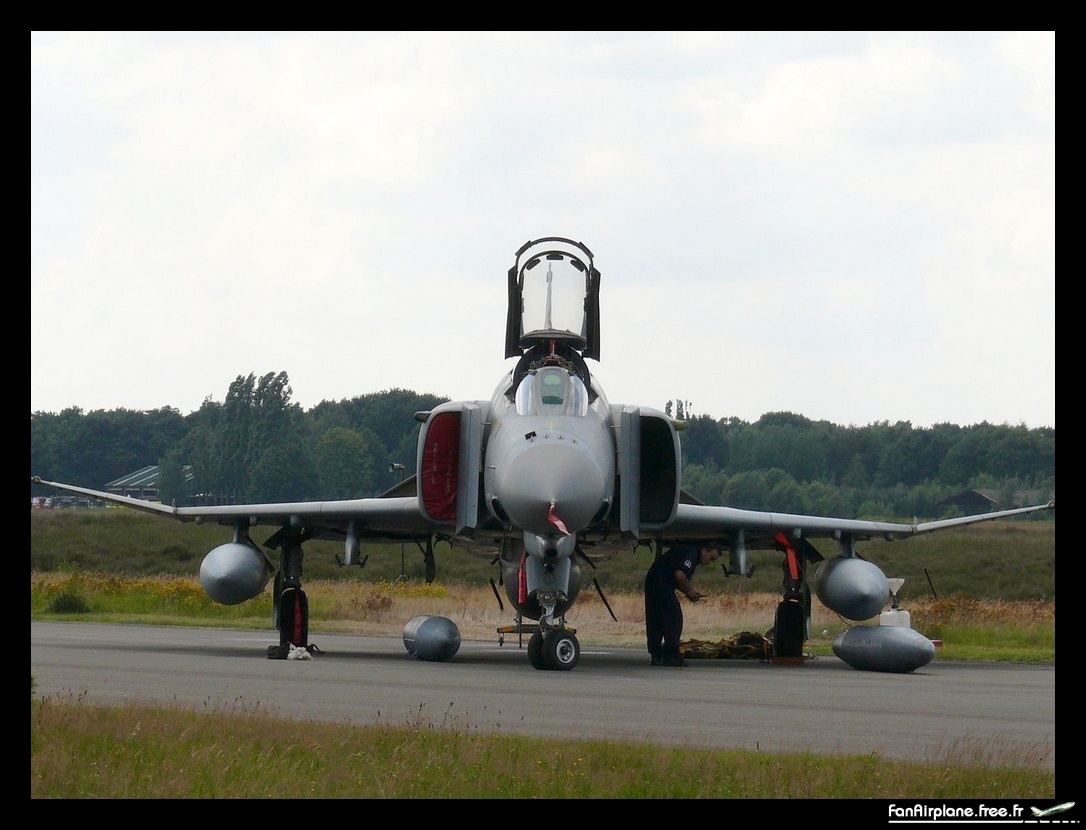 McDonnell Douglas F-4E Phantom II - 01512
