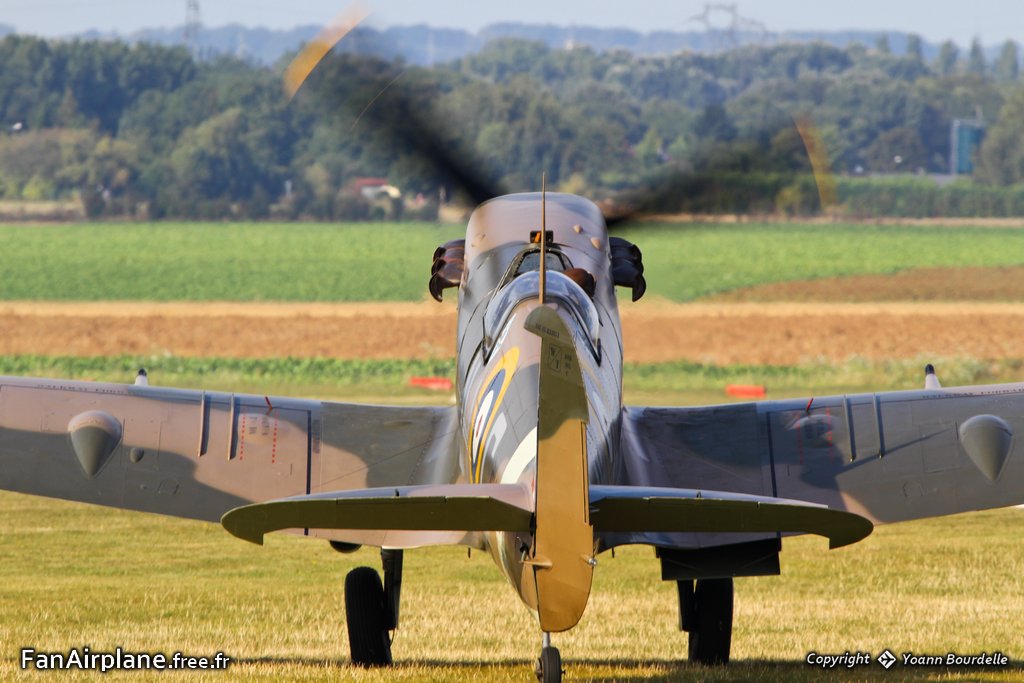 Supermarine 349 Spitfire LF5B - G-MKVB