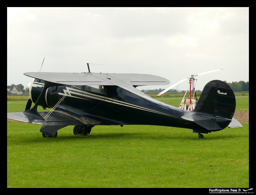Beech D17S - F-AZJP