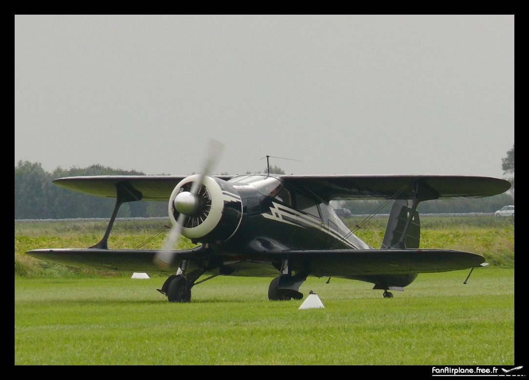 Beech D17S - F-AZJP