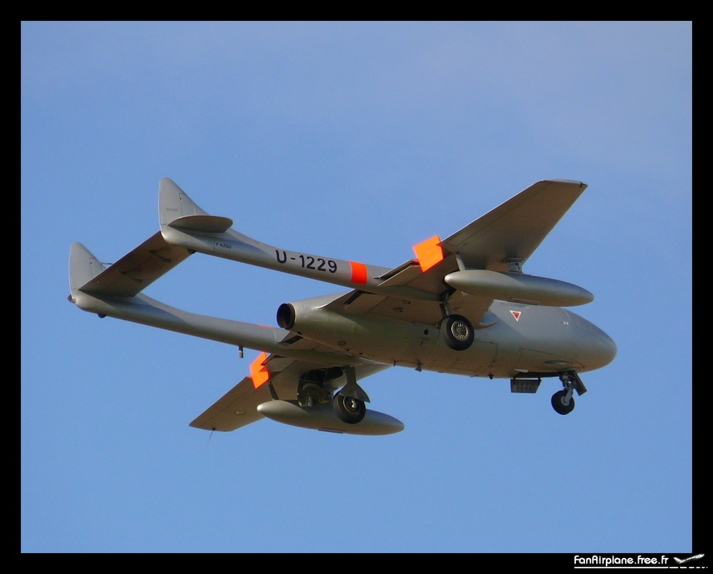 De Havilland Vampire T.55 (DH-115) - F-AZGU