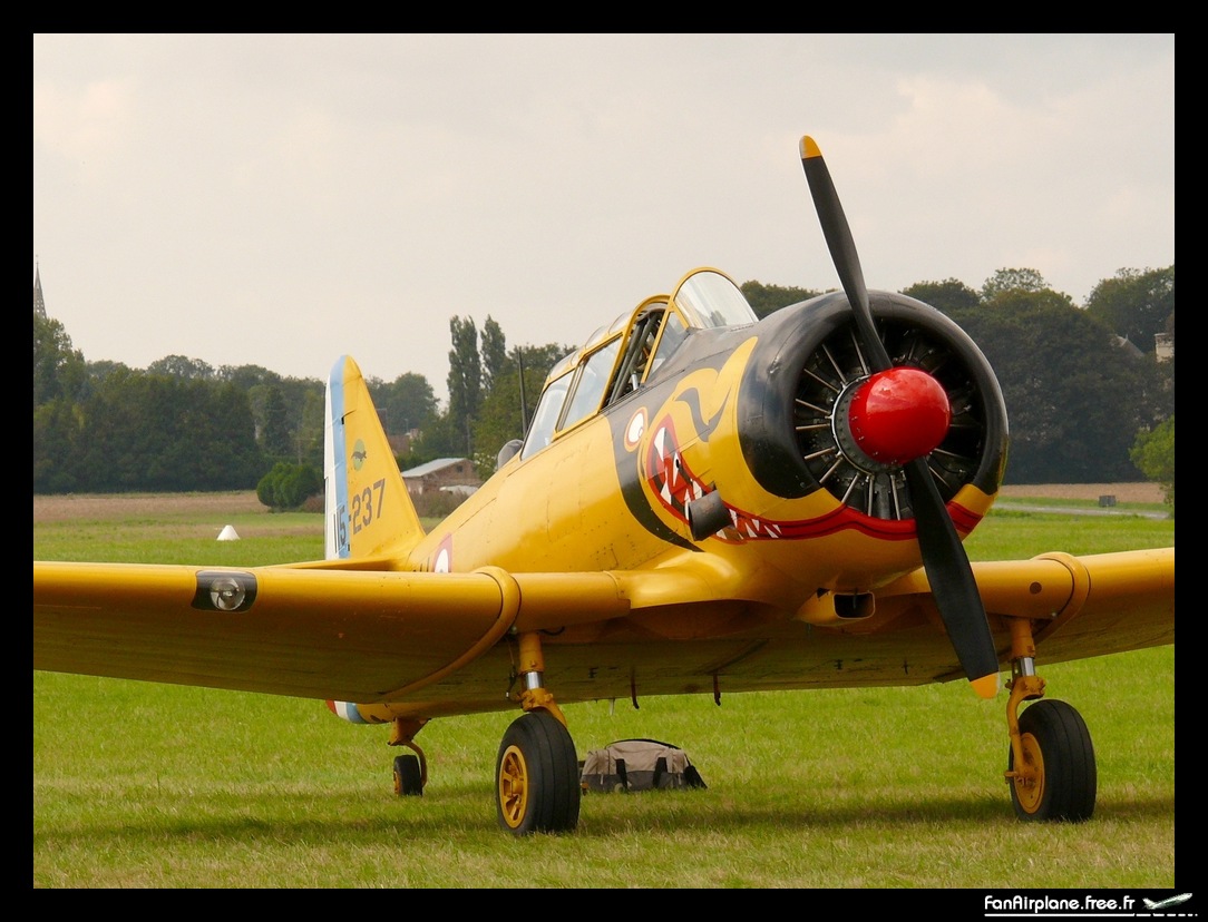 North American T-6G Texan - F-AZBQ