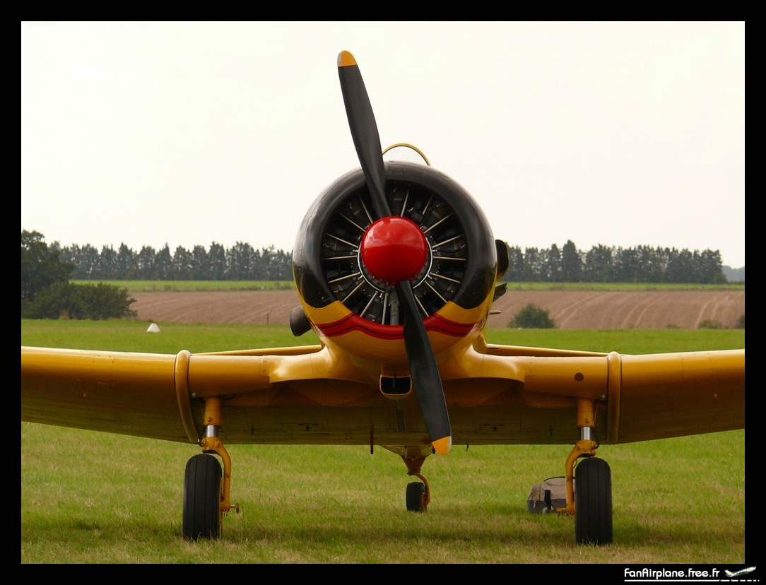 North American T-6G Texan - F-AZBQ