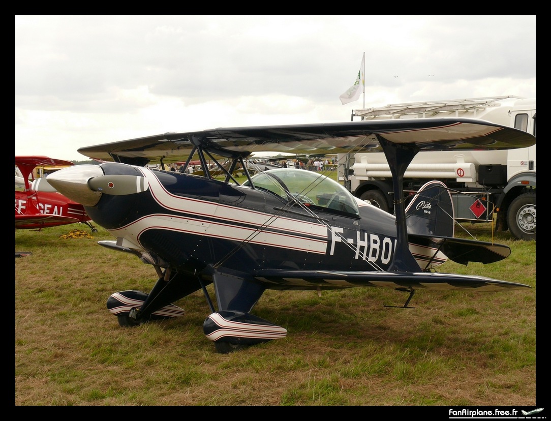 Pitts S-2B Special - F-HBOB