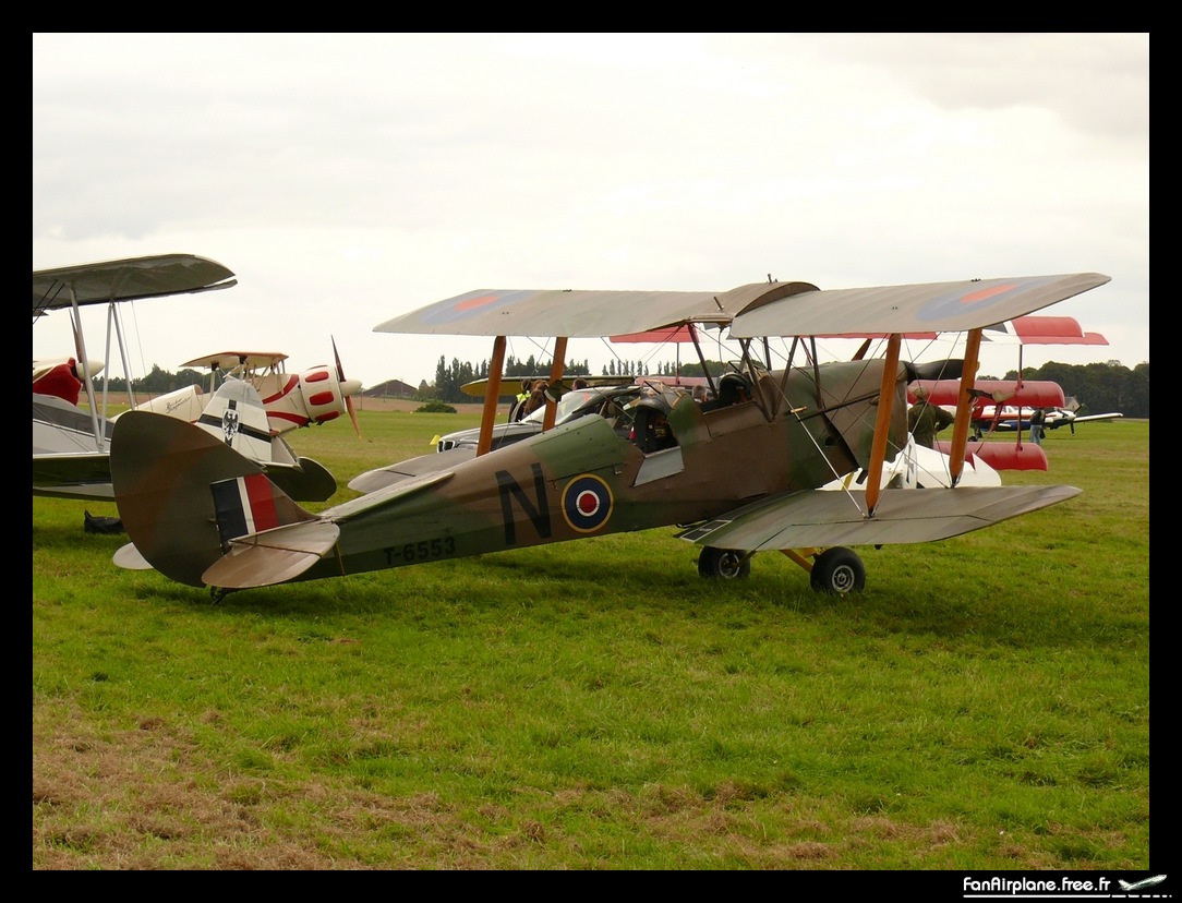 De Havilland DH-82 Tiger Moth - F-AZEI