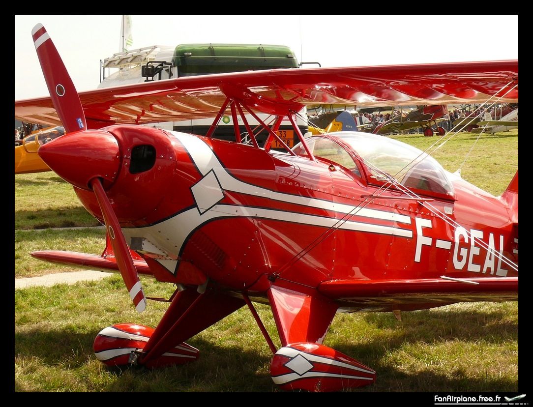Pitts S-2B Special - F-GEAL
