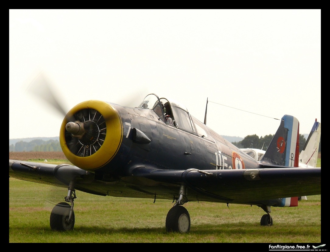 North American NA-68 - F-AZHD