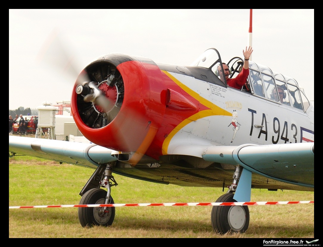 North American AT-6D Texan - F-AZSC