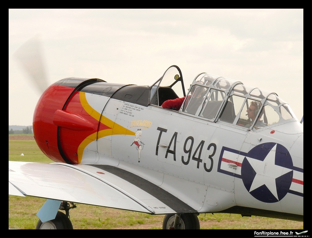 North American AT-6D Texan - F-AZSC