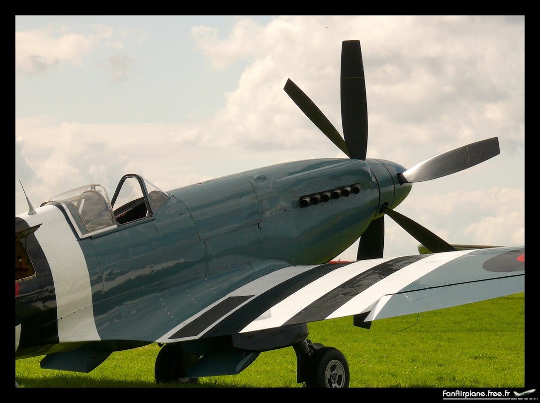 Supermarine 389 Spitfire PR19 - F-AZJS