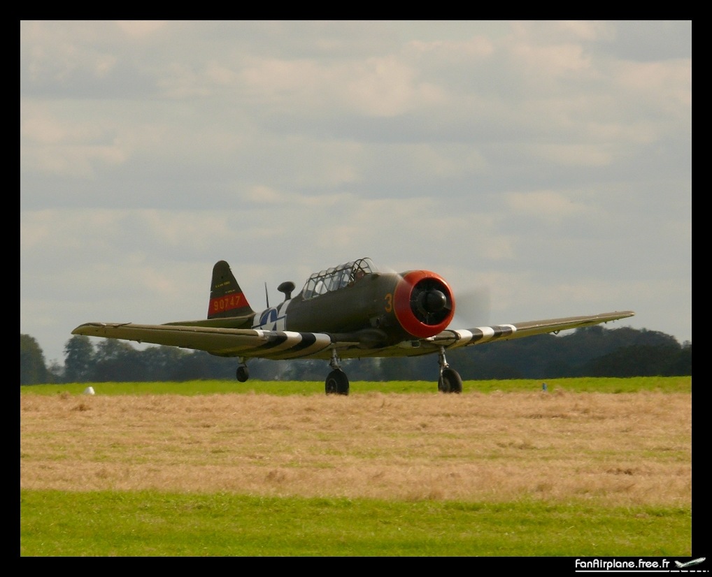 North American AT-6D Texan - F-AZRB