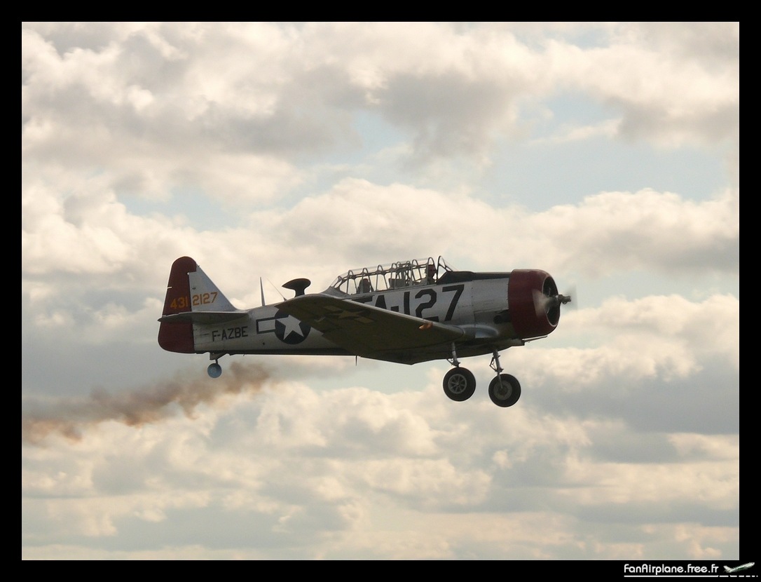 North American AT-6C Texan - F-AZBE