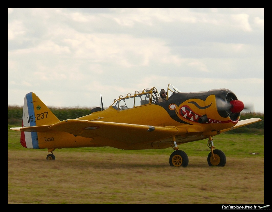 North American T-6G Texan - F-AZBQ